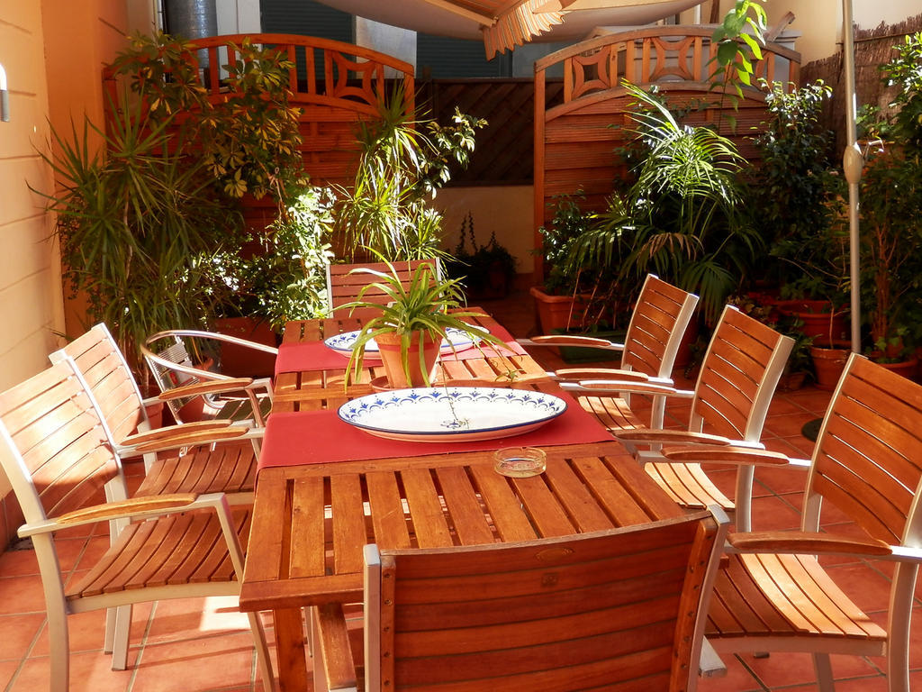 Barcelona Central Garden Hostal Exterior foto