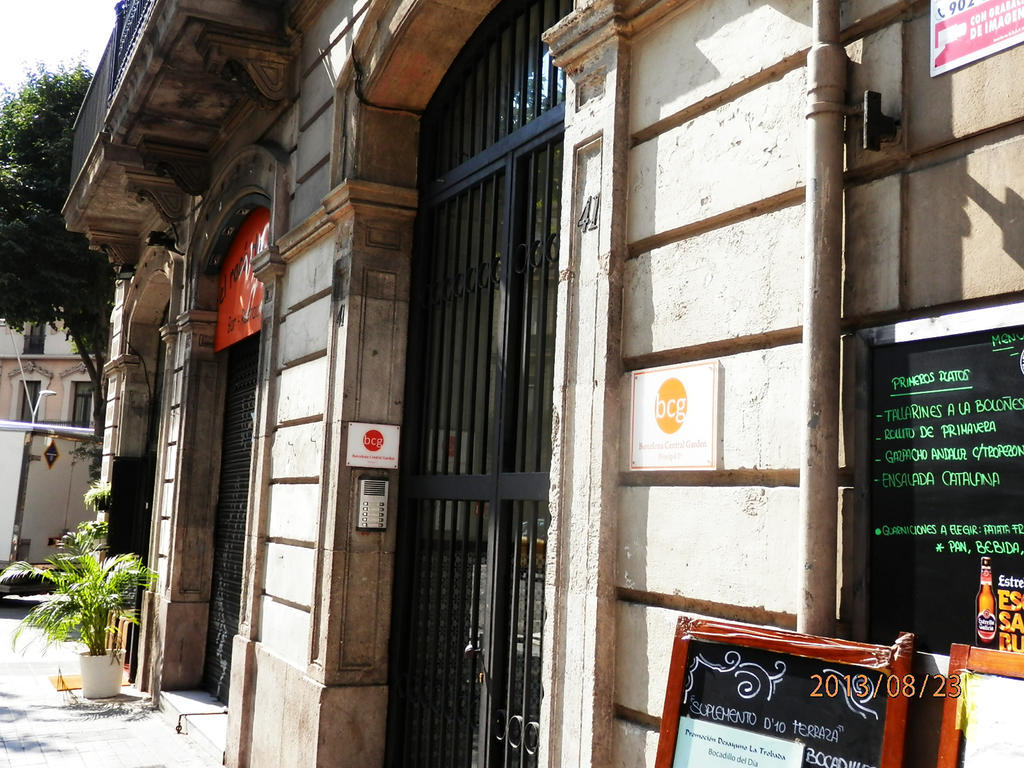 Barcelona Central Garden Hostal Exterior foto